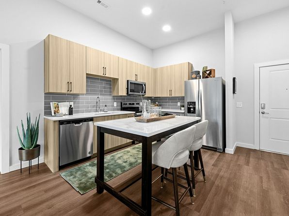 5120 Center Dr #3-1302