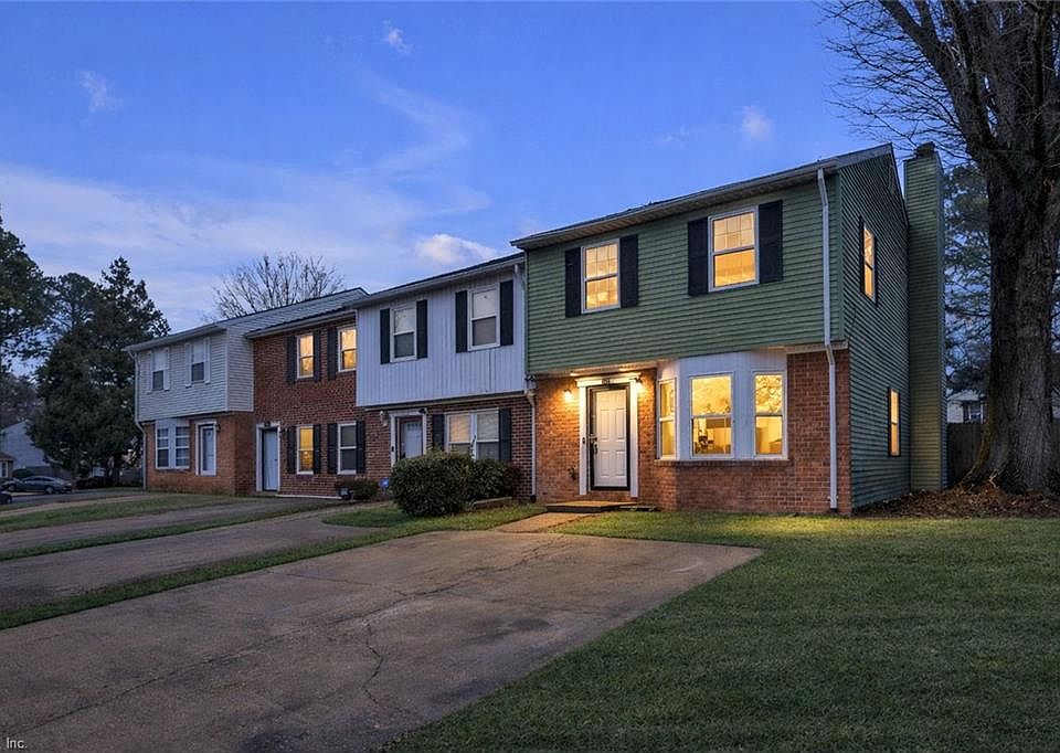 1st image of 1214 Clear Springs Rd