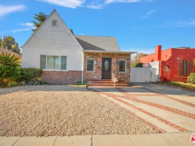 2445 Granville Ave, Los Angeles, CA, 90064