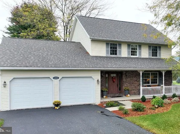 1009 E Springfield Dr, Bellefonte, PA 16823