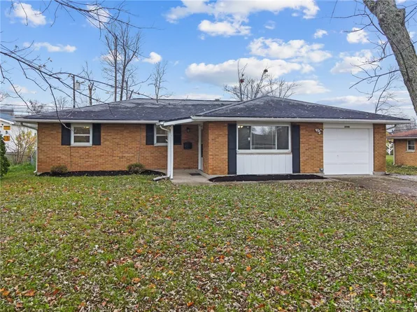 5948 Woodmore Dr, Dayton, OH 45414