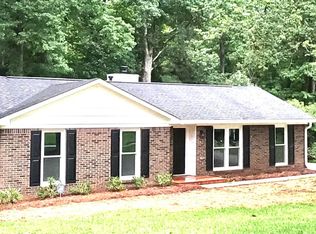 208 Woodbine Dr, Lagrange, GA 30241