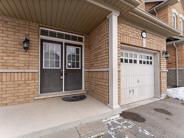 301 Oberfrick Ave — Photo 2