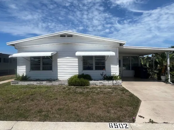 6502 Honolulu Dr #203, Bradenton, FL 34207