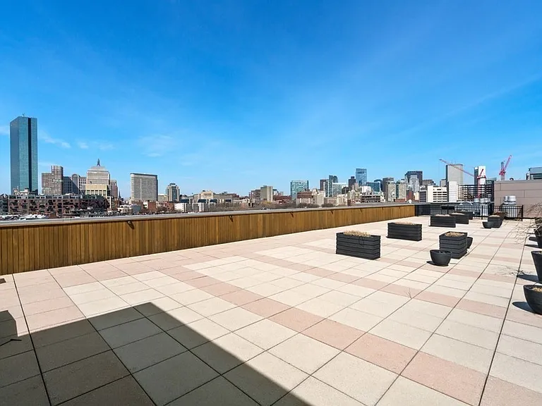 1313 Washington St #211 — Photo 12