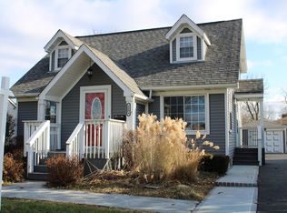 1204 Cleveland St, Lockport, IL 60441