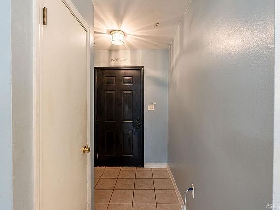 4th image of 44 Sherwood Loop
