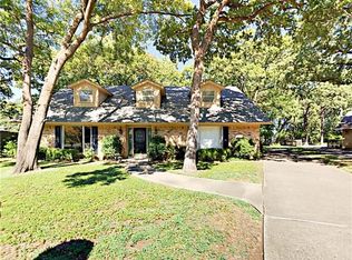 2307 Briarwood Blvd, Arlington, TX 76013
