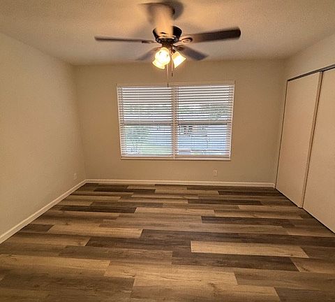 2nd image of 2734 Center St #D