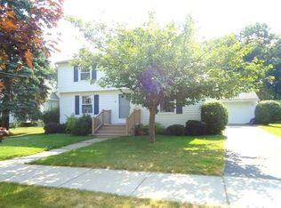 94 Dunning Ave, Webster, NY 14580
