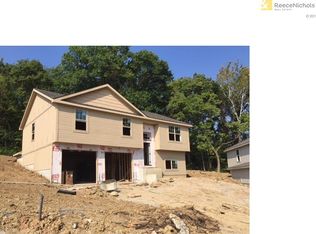 5056 NW Timberline Dr, Riverside, MO 64150