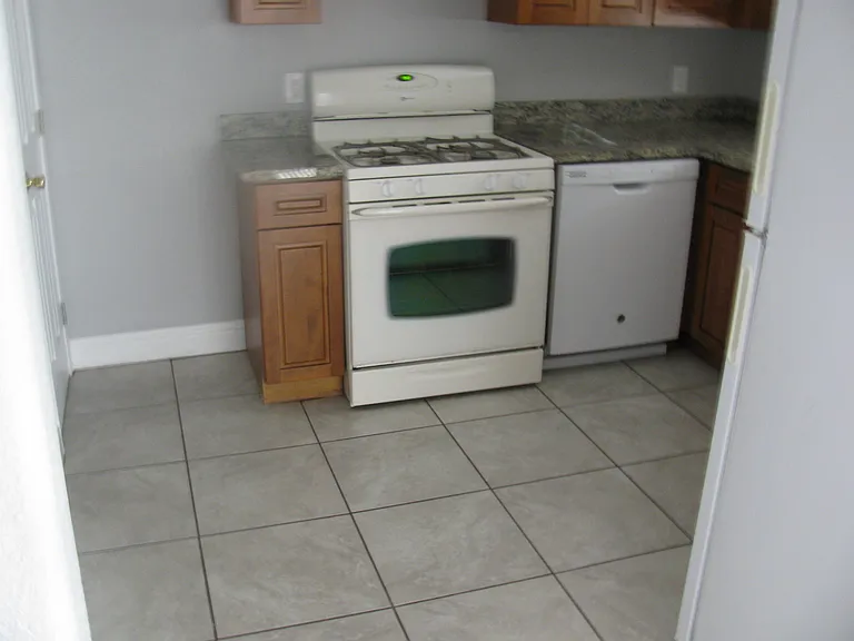804 Hth St — Photo 5