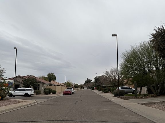 5th image of 33788 N Cherry Creek Rd
