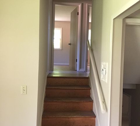5th image of 4901 Saratoga St