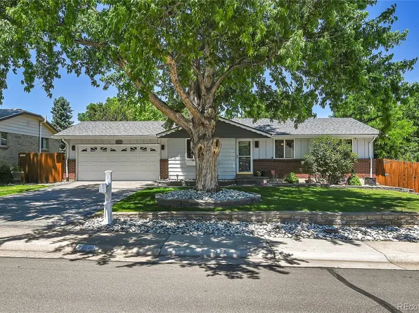 8891 W Jewell Place, Lakewood, CO 80227