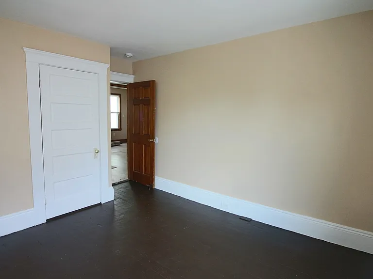 21 Hazel St #1 — Photo 10