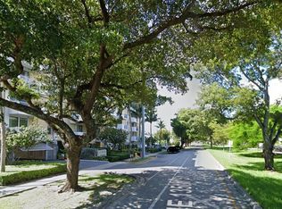 1001-2020 NE 135th St, Miami, FL 33181