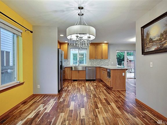 5th image of 11705 2nd Dr SE Unit A