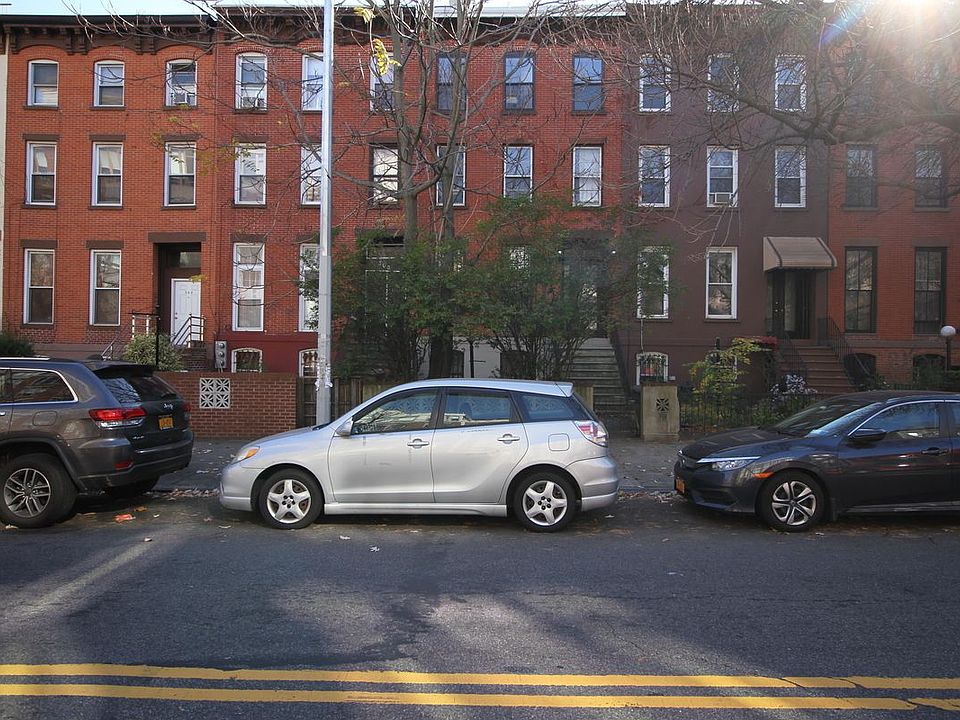 1st image of 298 Gates Ave #2K