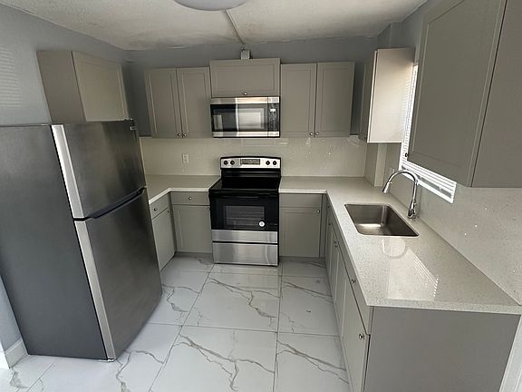 3rd image of 2917 Middle River Dr #1