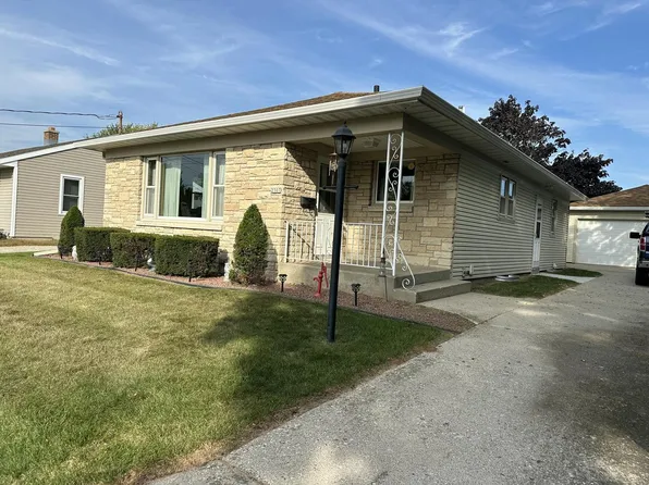 2307 South 11th STREET, Manitowoc, WI 54220