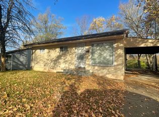 159 Ben Nevis Rd, Saint Louis, MO 63137