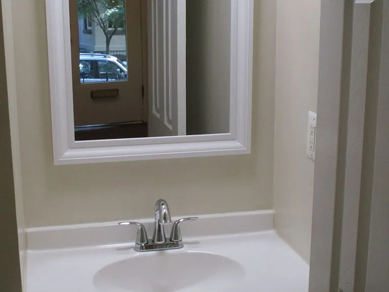3035 Cambridge Pl NW — Photo 5