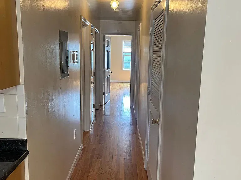 3 bed, 1500 sqft, $3,100 — Photo 4