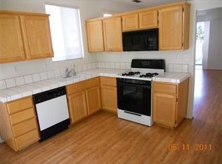 8770 Noble Fir Ln, Elk Grove, CA