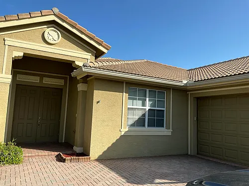 6354 Astor Pl Photo 1