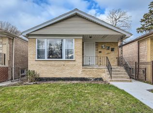 2118 W 69th St, Chicago, IL 60636