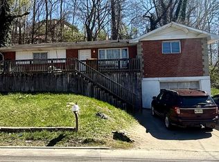 1730 Oakview Rd, Ashland, KY 41101