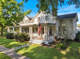 151 Maple Ave, Old Saybrook, CT 06475