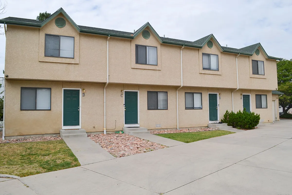 Building Photo - 80 Blackburn Ln