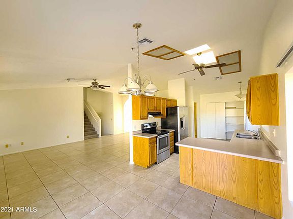 3rd image of 2624 E Dragoon Ave