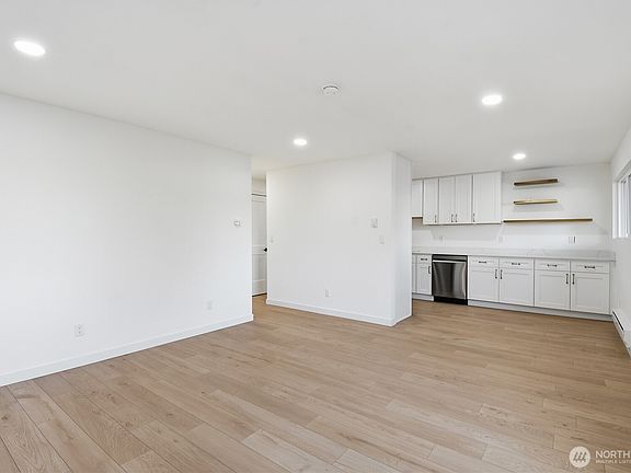 4th image of 8520 9th PL NE