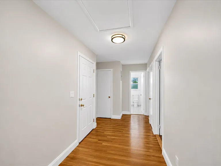 21 E Cedar St #2 — Photo 16