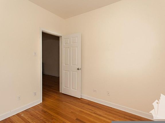 5th image of 3916 N Pine Grove Ave #3928-1W