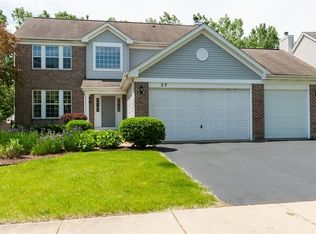 27 Highland Rd, Grayslake, IL 60030