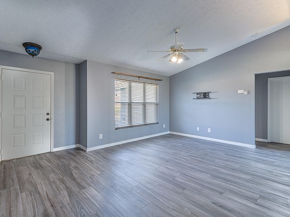 5th image of 4443 SW Bradbury Street