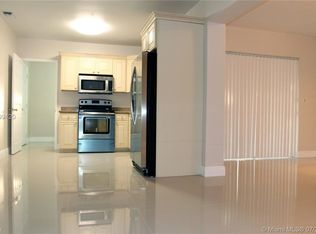 7411 Meridian St, Miramar, FL 33023