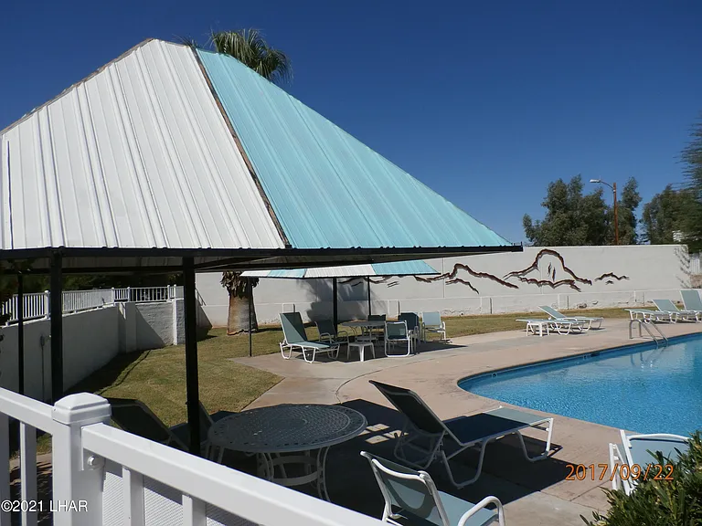 1720 Los Lagos Dr #B — Photo 23