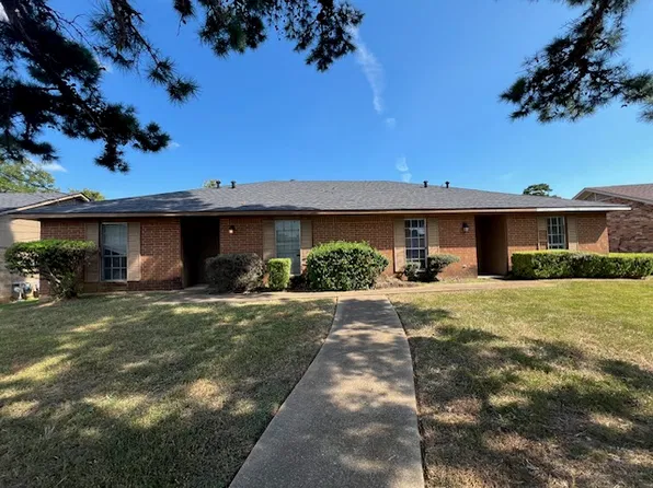 215 Kimberly Ln #A, Longview, TX 75604