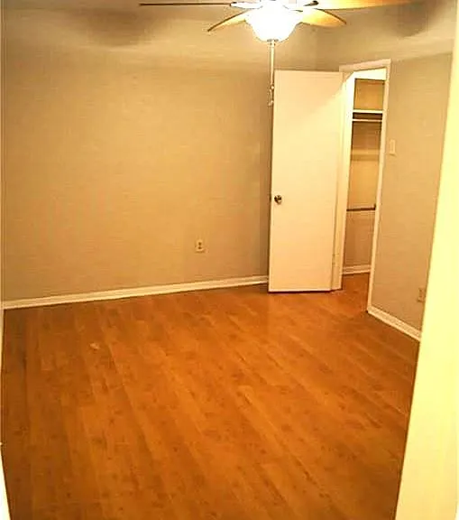 3515 Castledale Dr — Photo 25