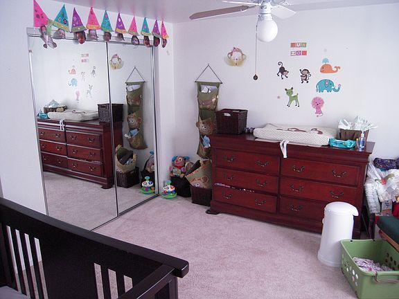 3rd image of 73 Old Lyme Dr APT 3