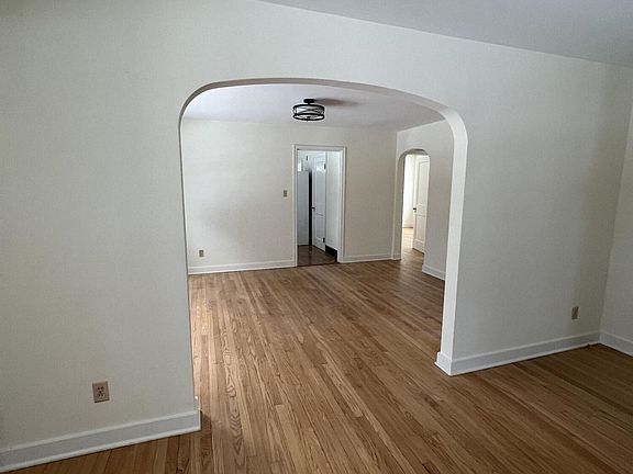 5th image of 767 Peter Rd