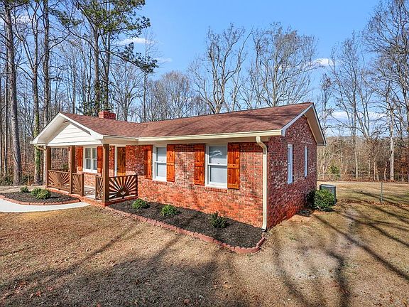 2nd image of 219 Beechwood Cir