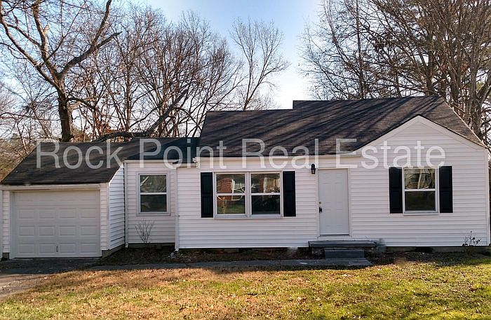 2nd image of 102 N Howell Ave