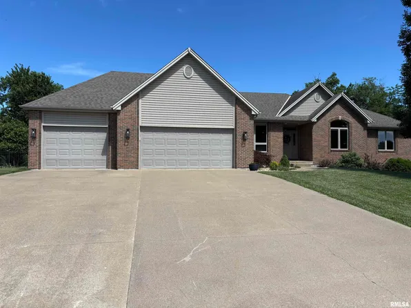 1231 Edinburgh Dr, Quincy, IL 62305