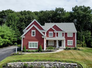 9 Morningside Dr, Shrewsbury, MA 01545